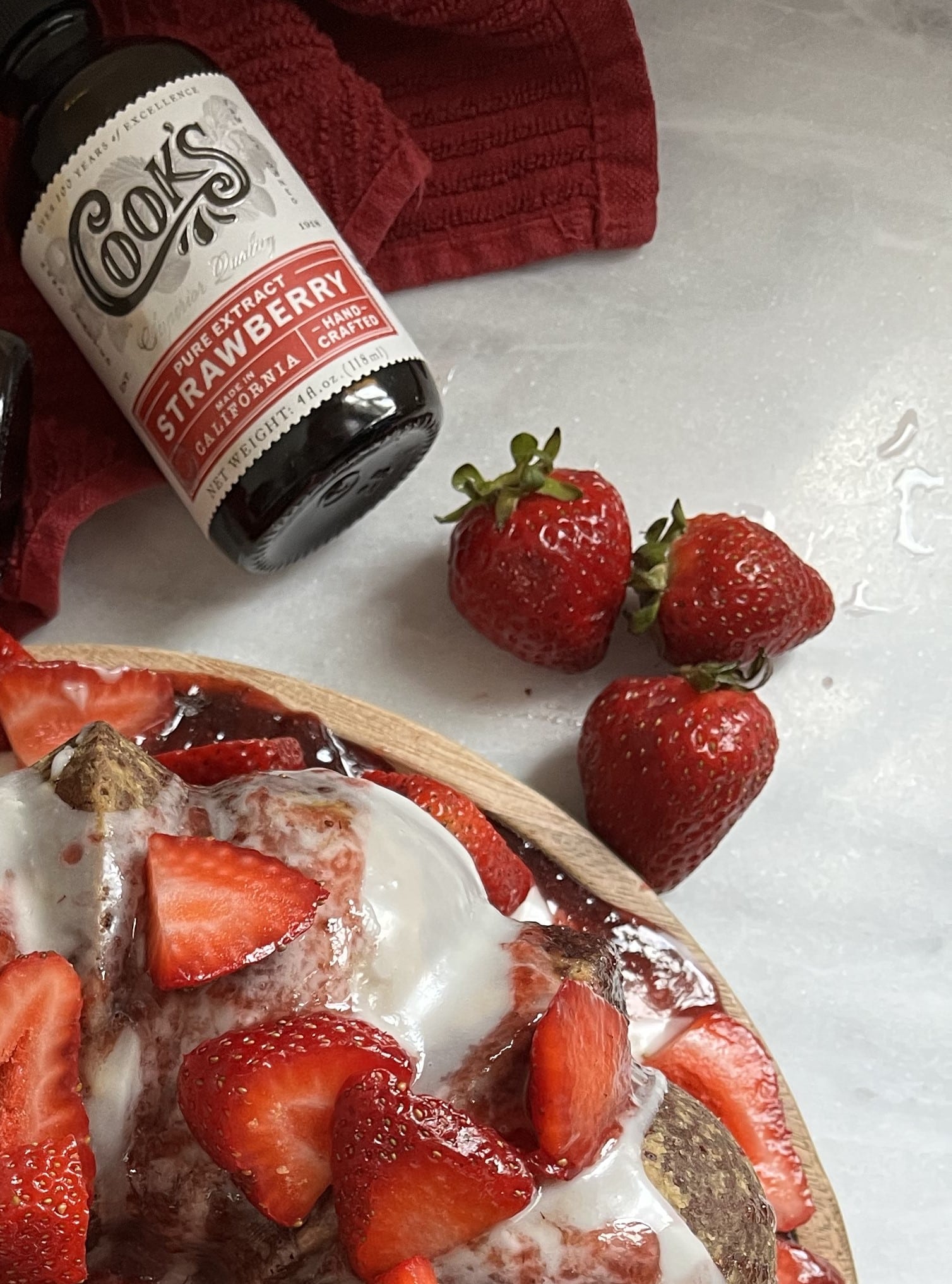 Strawberry Sauce &vert; Cooks Vanilla