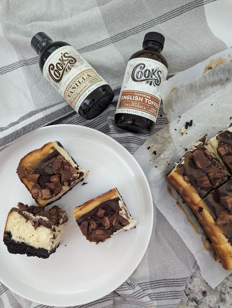 Candy Bar Cheesecake Bars