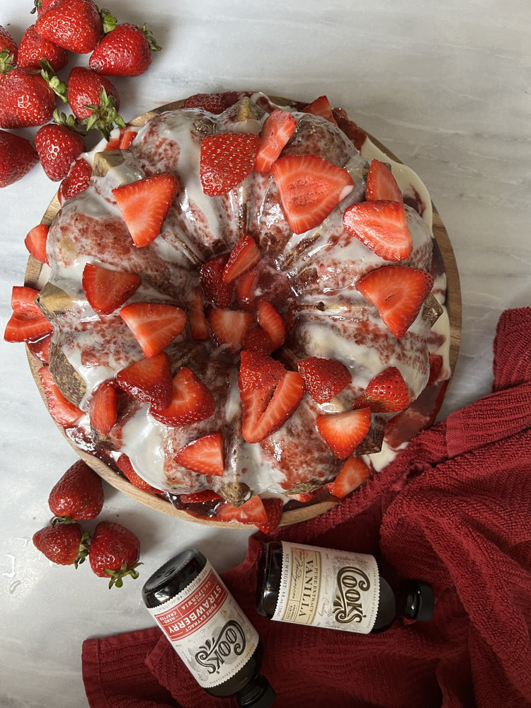 Classic Poundcake with Strawberries