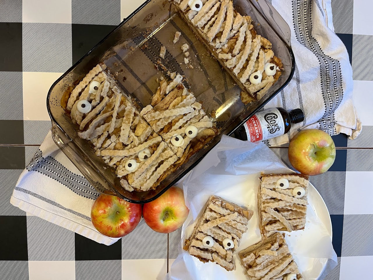 Mummy Apple Pie Bars